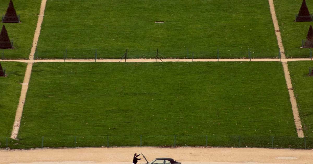 מסך טלפון עם דירוג כוכבים